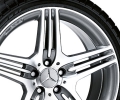 19" triple-spoke wheel | Style VII (silver, high-sheen)